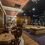 Hotel Park And